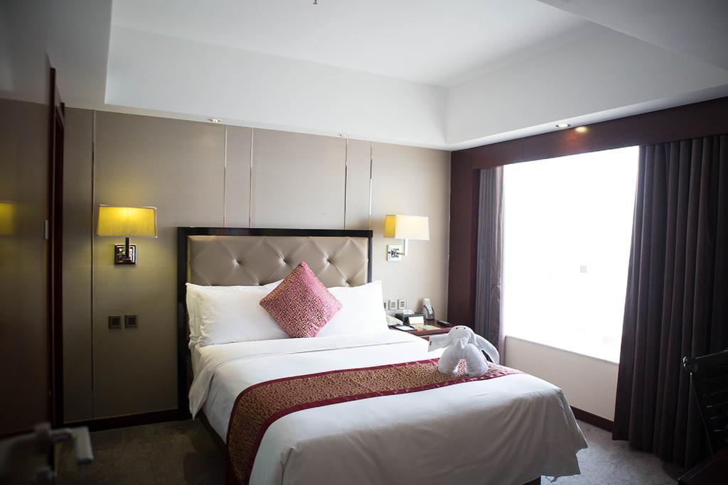 Shenyang Minshan Hotel Exterior photo