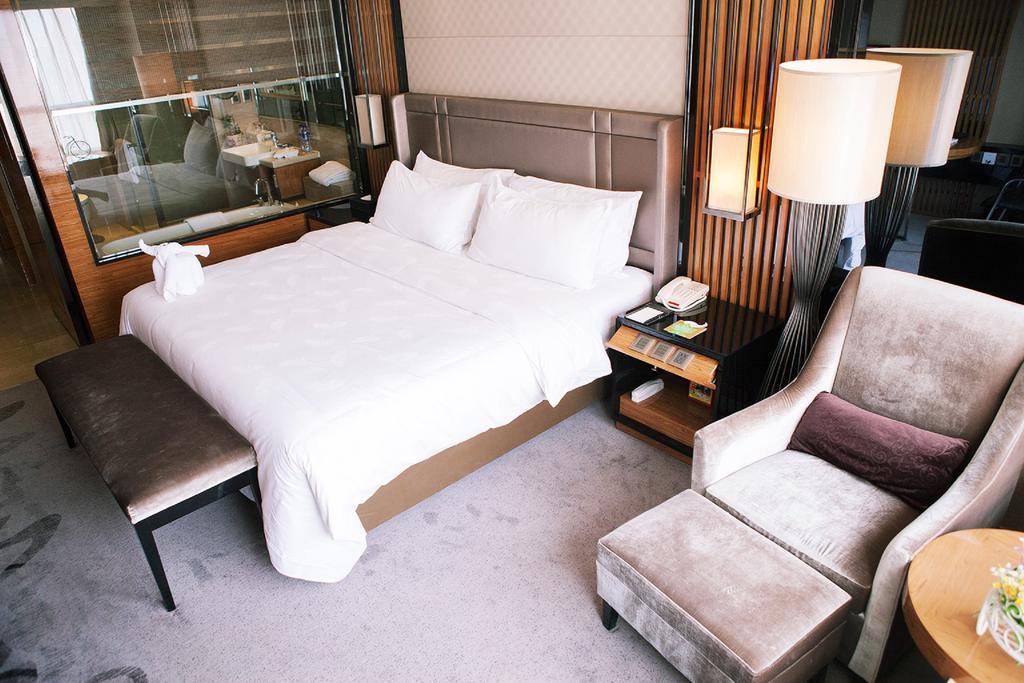 Shenyang Minshan Hotel Exterior photo