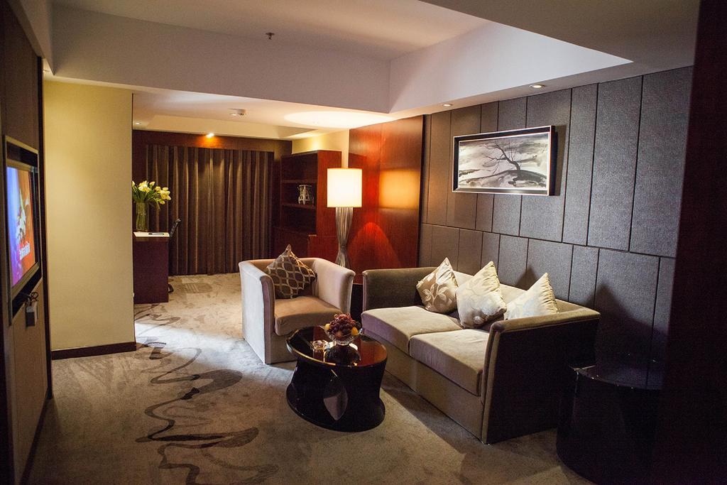 Shenyang Minshan Hotel Exterior photo