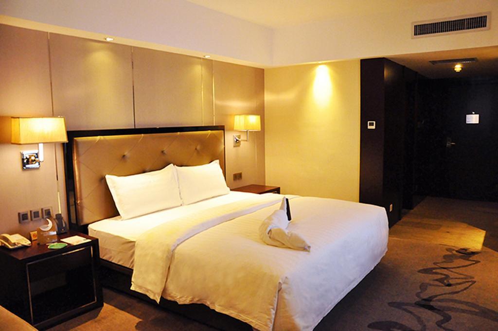 Shenyang Minshan Hotel Exterior photo